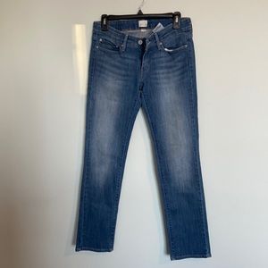 Size 6/28 waist 28 inches inseam women jeans
